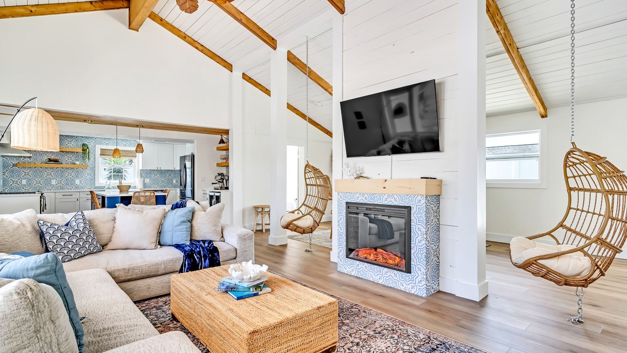 Photo of Livingroom in Trailer Estates