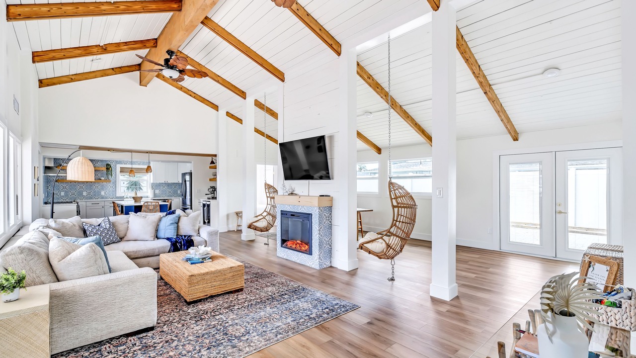 Photo of Livingroom in Trailer Estates