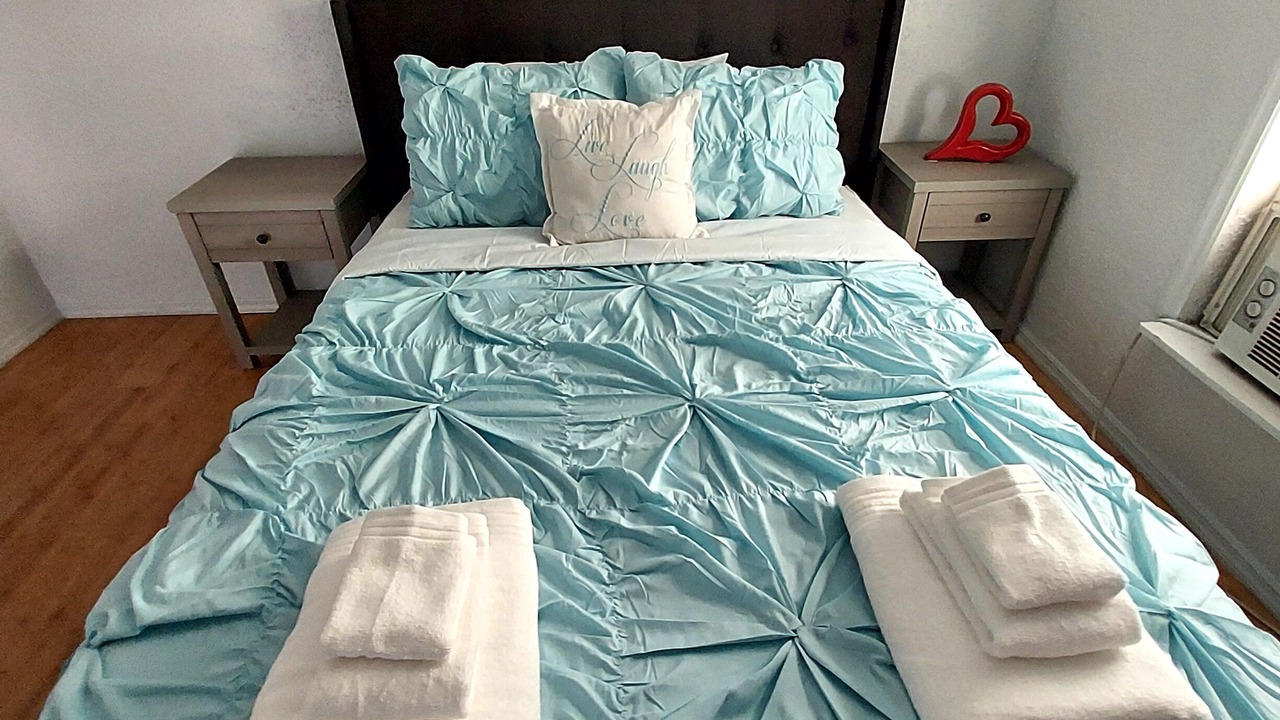 Photo of Bedroom in Lake Worth