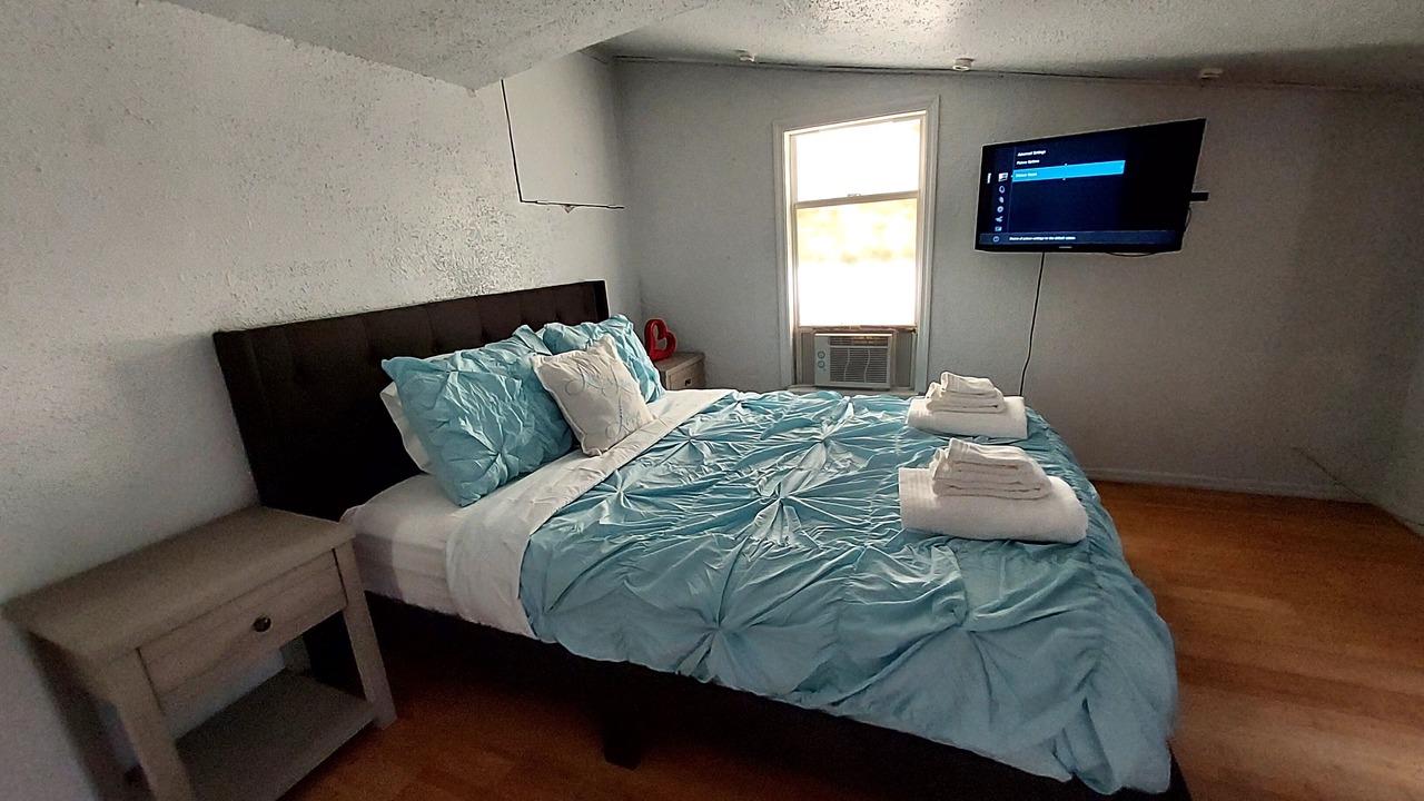 Photo of Bedroom in Lake Worth