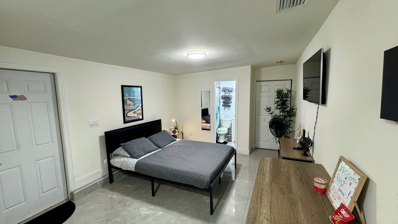 Photo of Bedroom in Greenacres