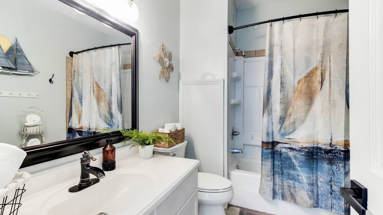 Photo of Bathroom in Long Beach