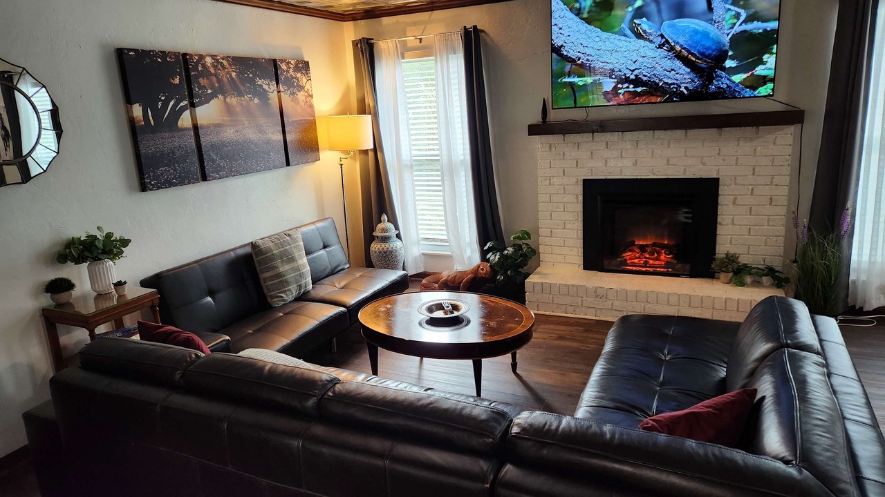 Photo of Livingroom in Tallahassee