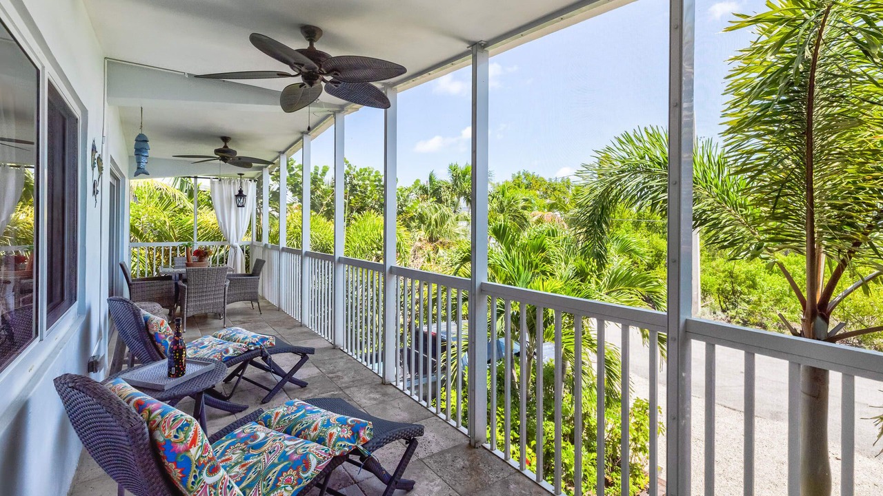 Photo of Patio Balcony in Anglers Park