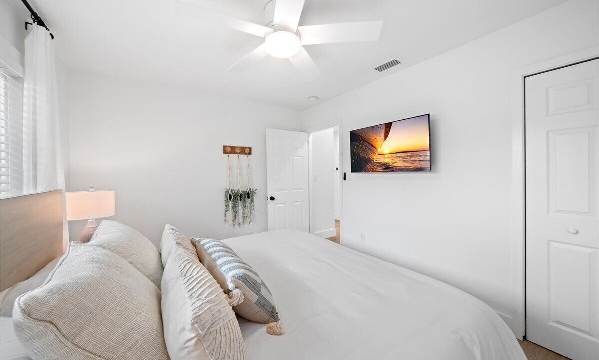Photo of Bedroom in Cocoa Beach