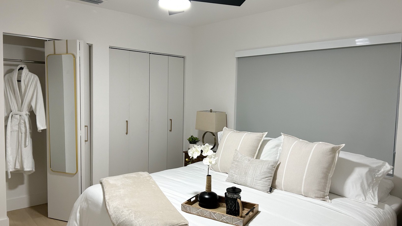 Photo of Bedroom in South Middle River