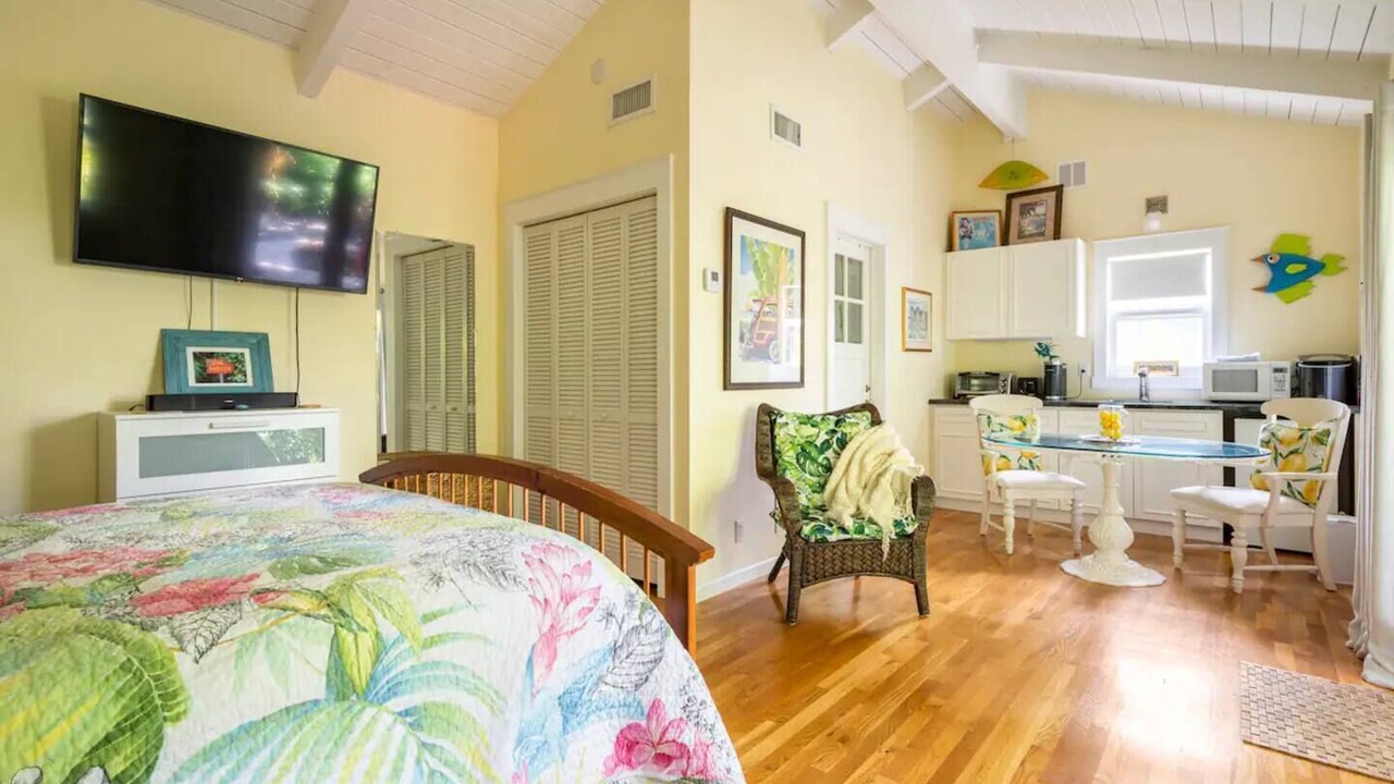 Photo of Bedroom in Tarpon River