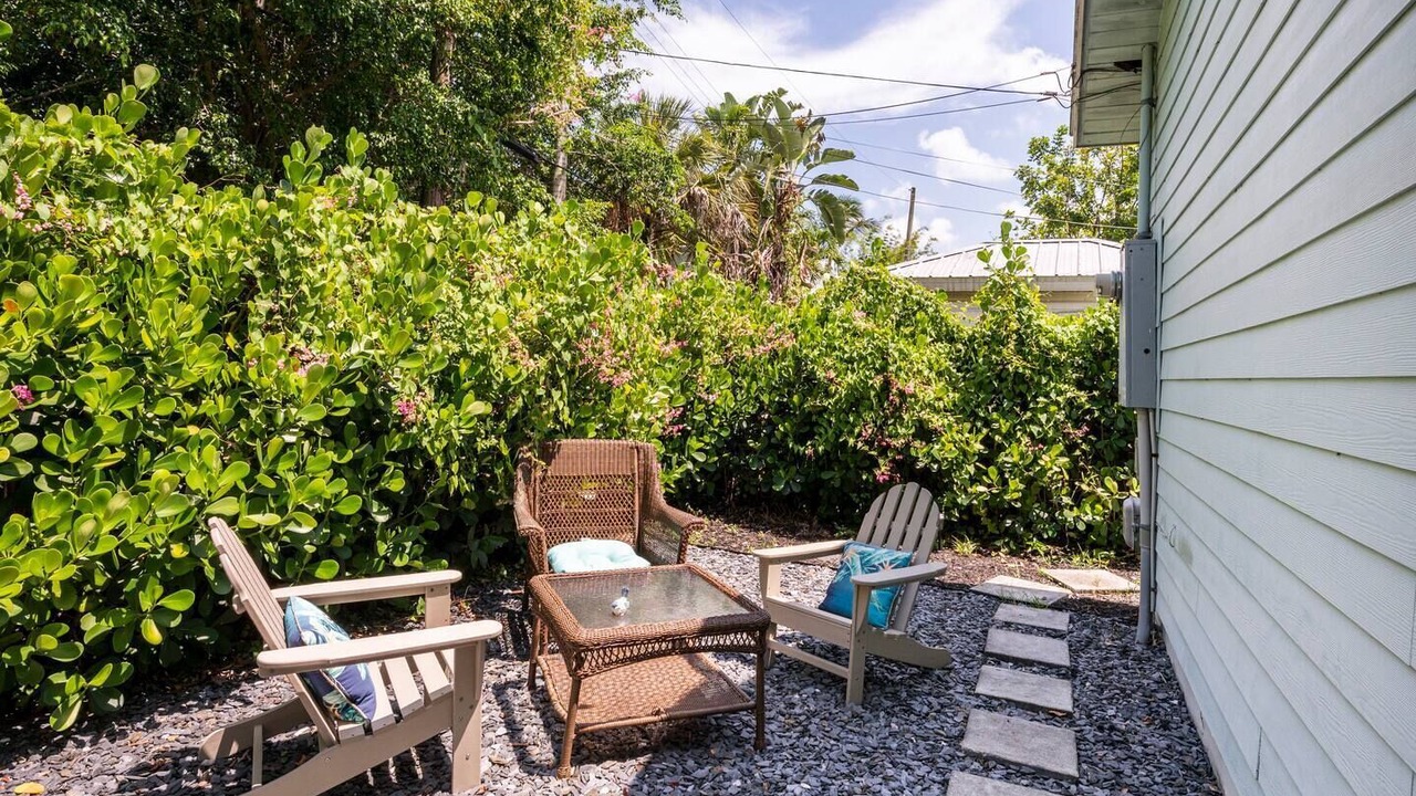 Photo of Patio Balcony in Tarpon River