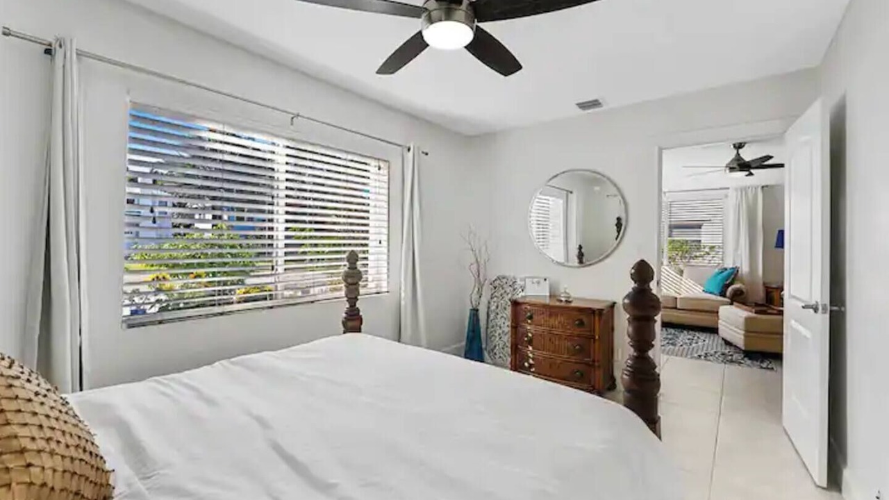 Photo of Bedroom in Tarpon River