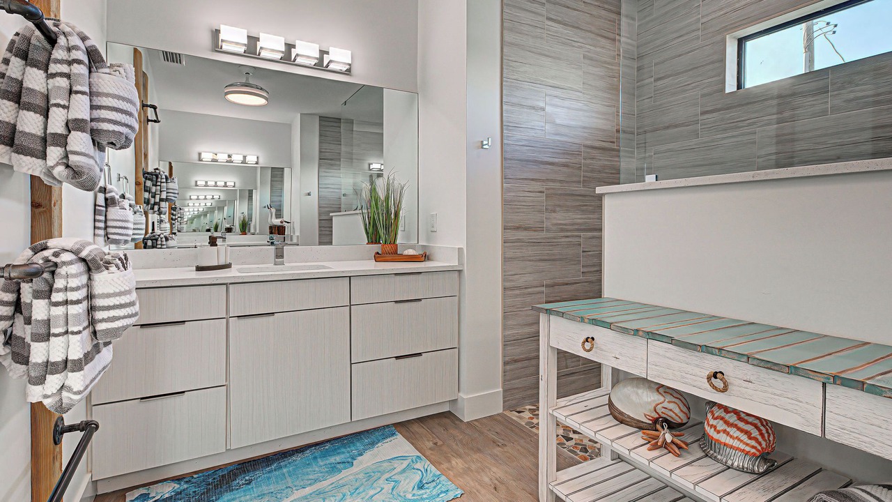 Photo of Bathroom in Pine Valley