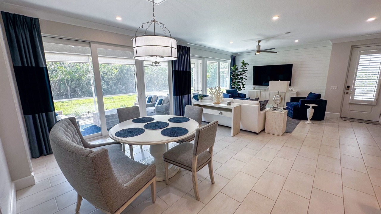 Photo of Livingroom in Naples