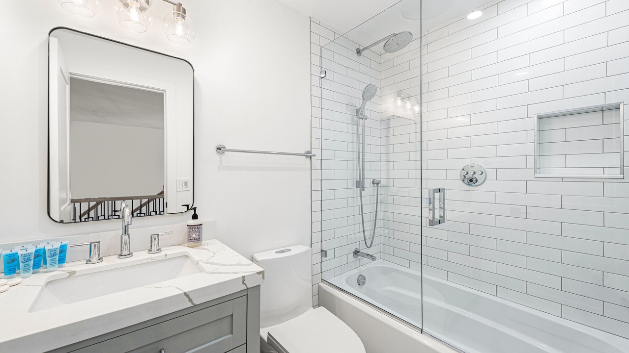 Photo of Bathroom in Hunt Club