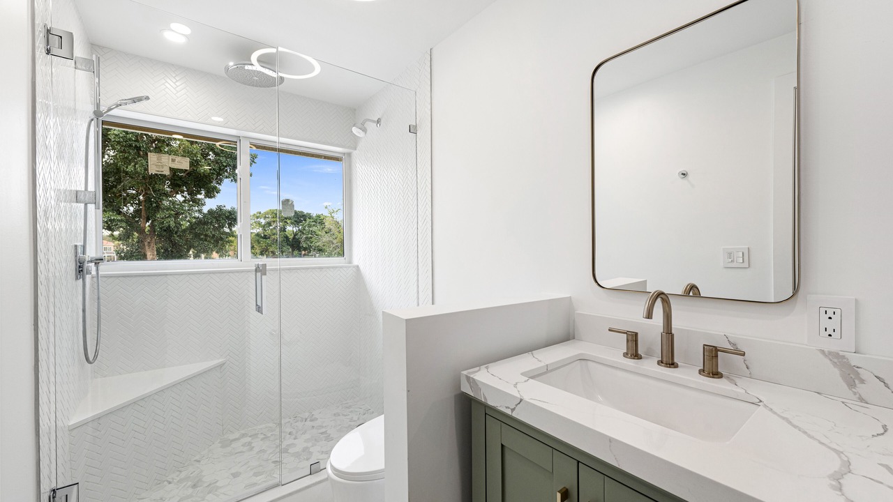 Photo of Bathroom in Hunt Club