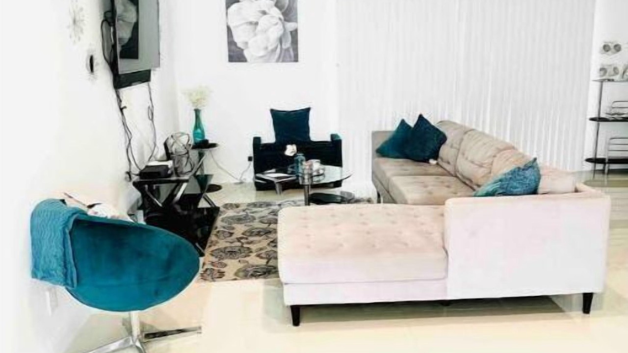 Photo of Livingroom in Sunshine