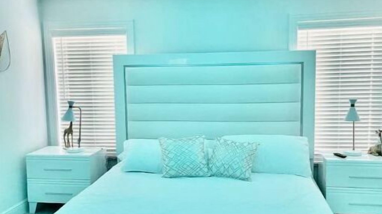 Photo of Bedroom in Sunshine