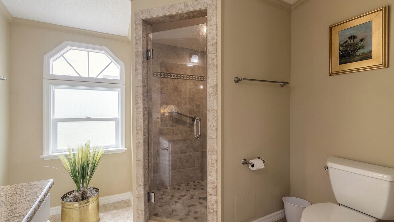 Photo of Bathroom in Edgewater