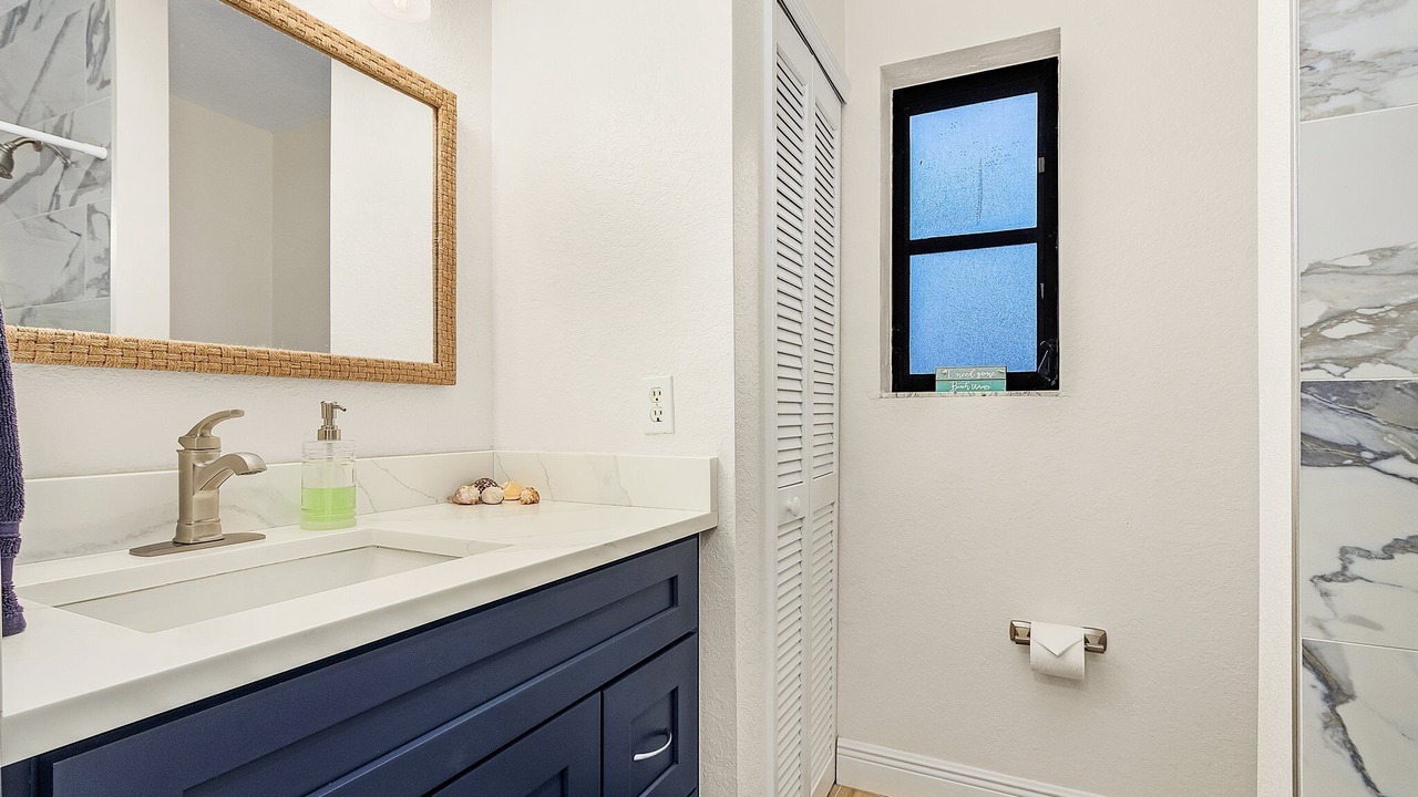 Photo of Bathroom in Pelican
