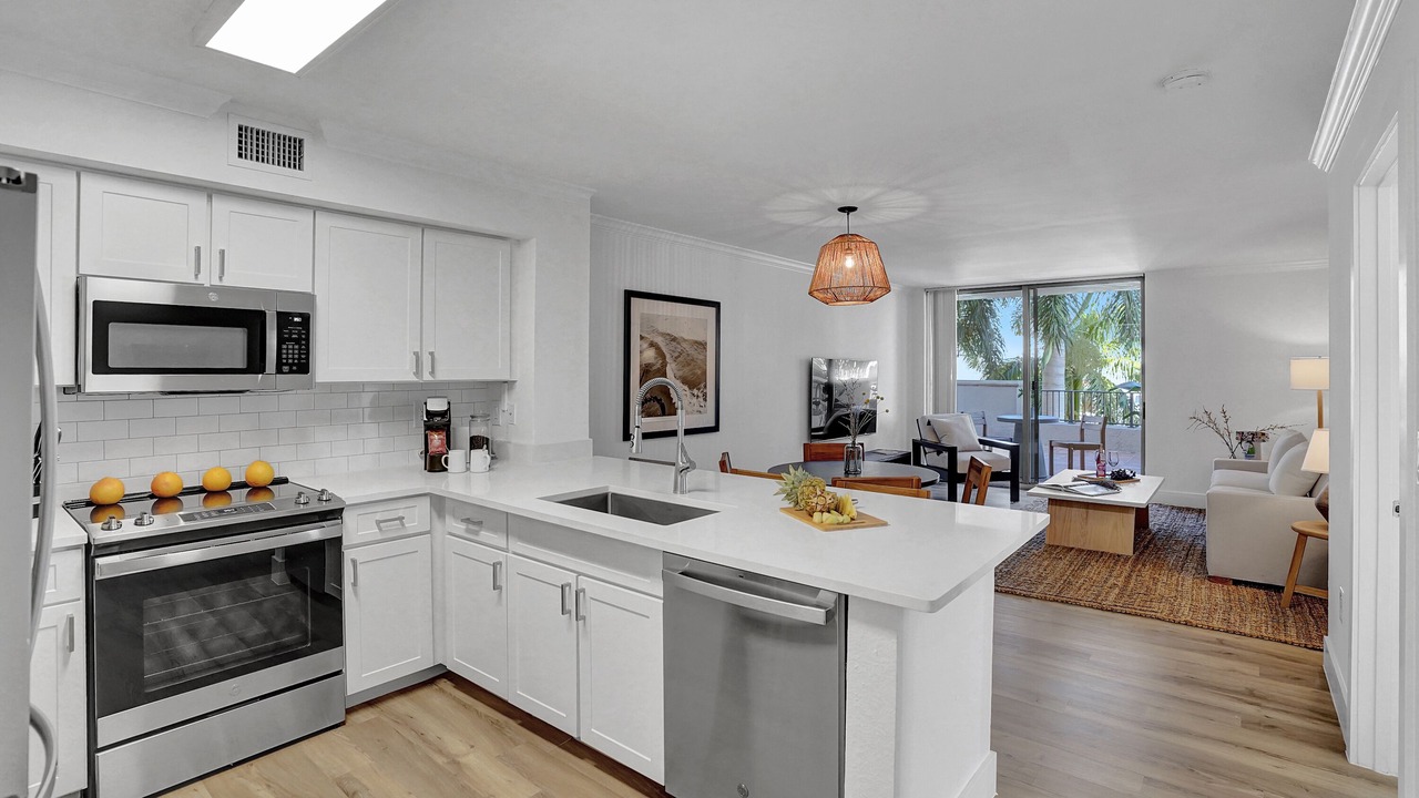 Photo of Kitchen in Coral Gables Section