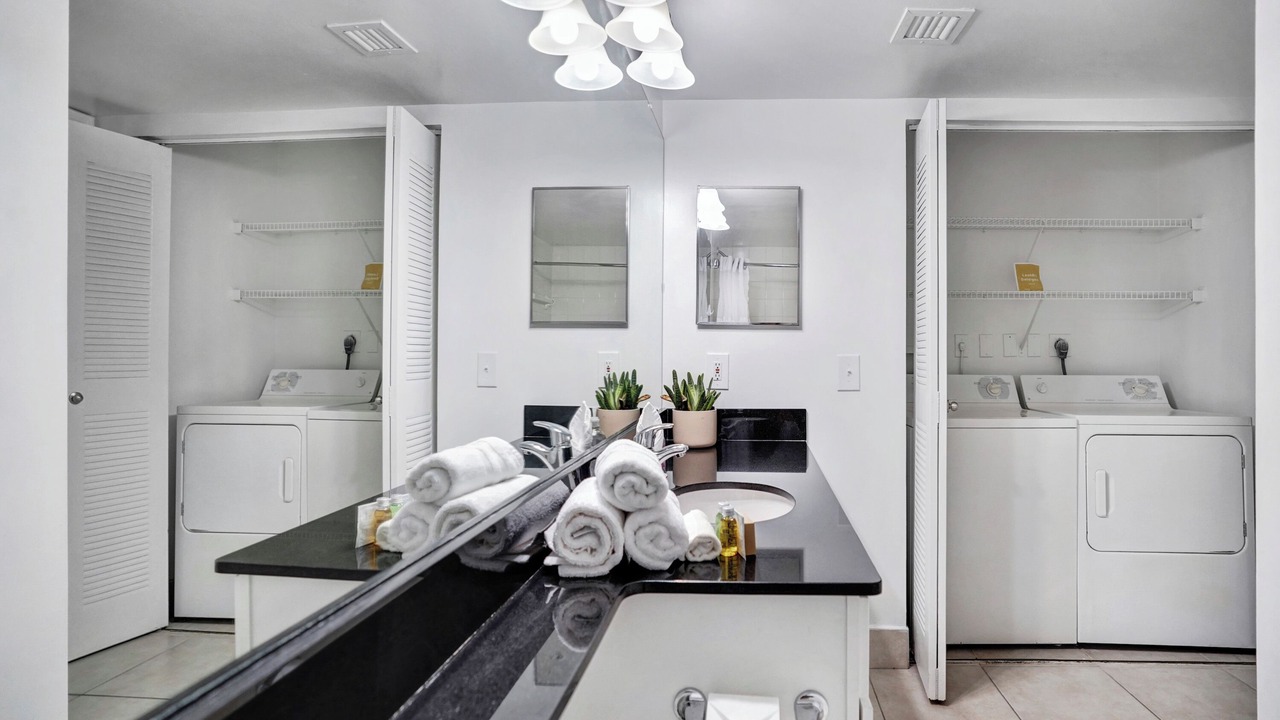 Photo of Bathroom in Coral Gables Section