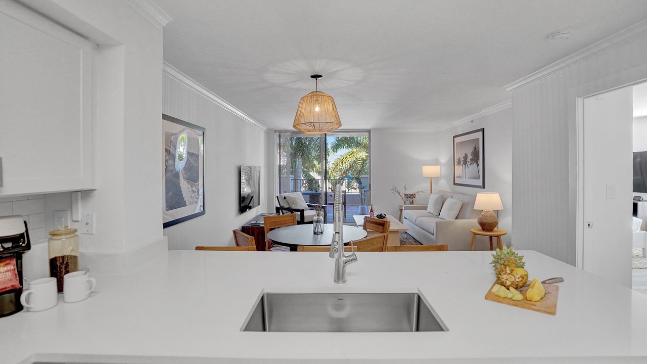 Photo of Kitchen in Coral Gables Section