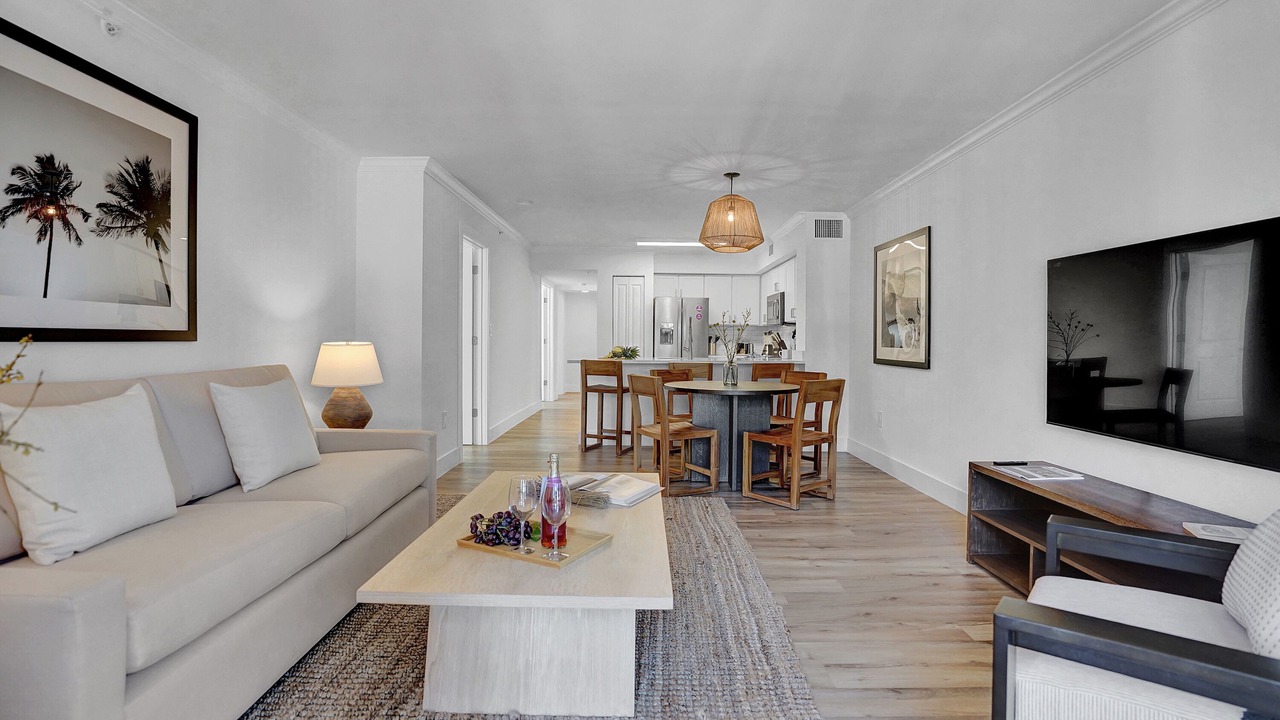 Photo of Livingroom in Coral Gables Section