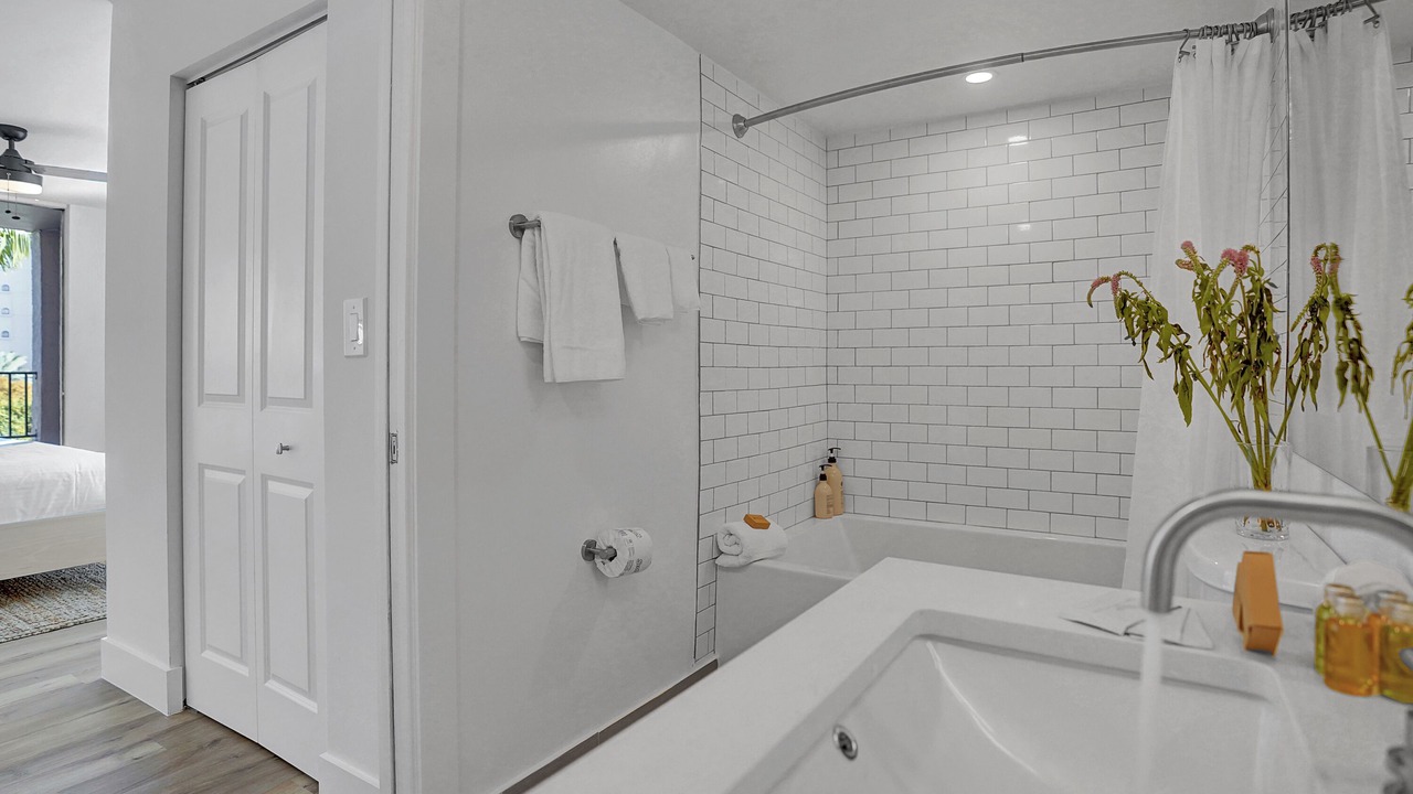 Photo of Bathroom in Coral Gables Section