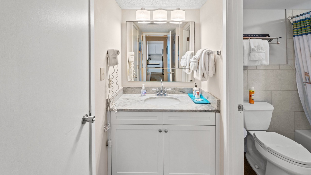 Photo of Bathroom in Arcadian Shores