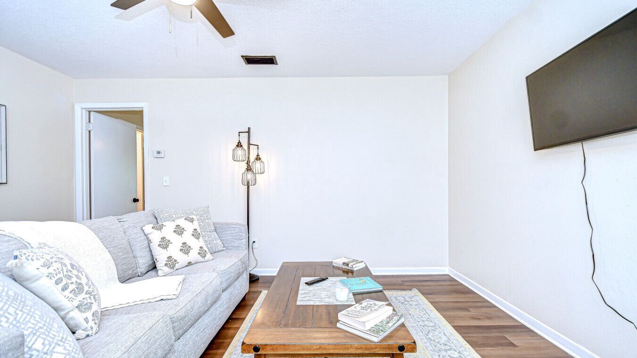 Photo of Bedroom in Pinellas Park