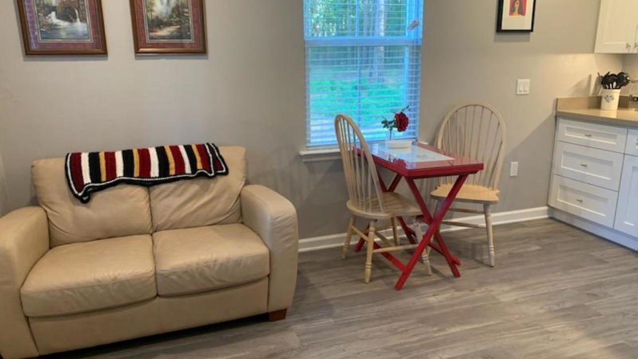 Photo of Livingroom in Tallahassee