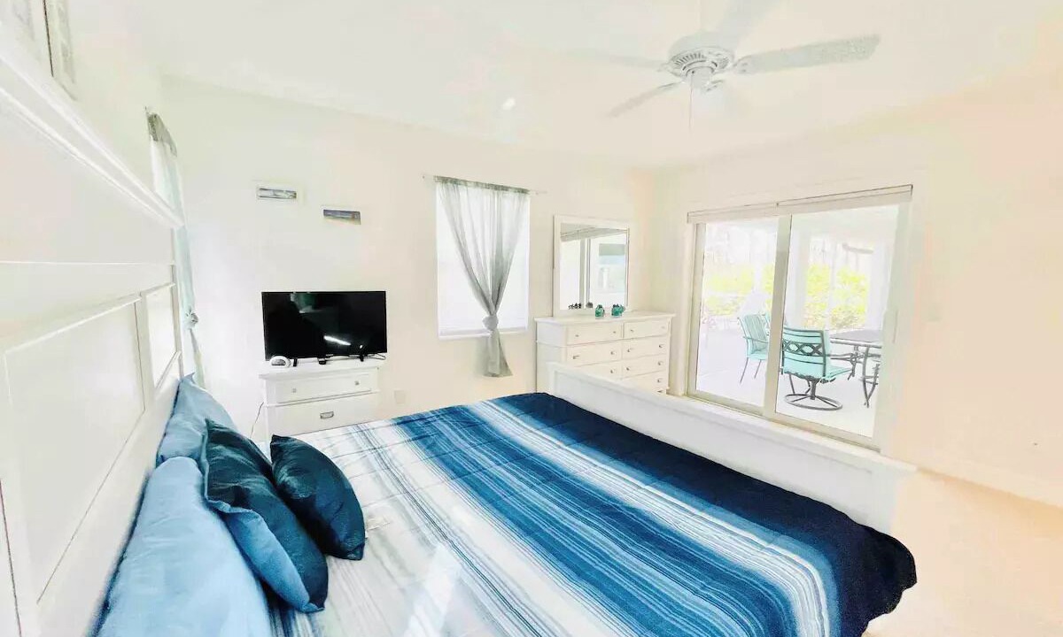 Photo of Bedroom in Rotonda Lakes
