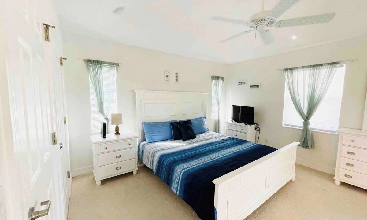 Photo of Bedroom in Rotonda Lakes