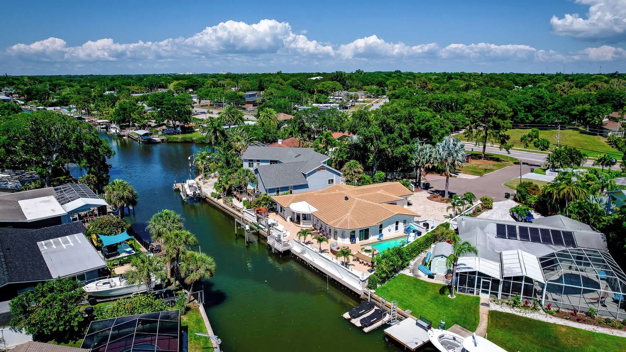 Photo of Outdoor in Harbor Hills