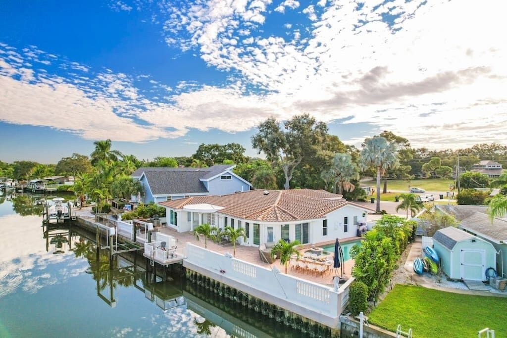 Photo of Others in Harbor Hills