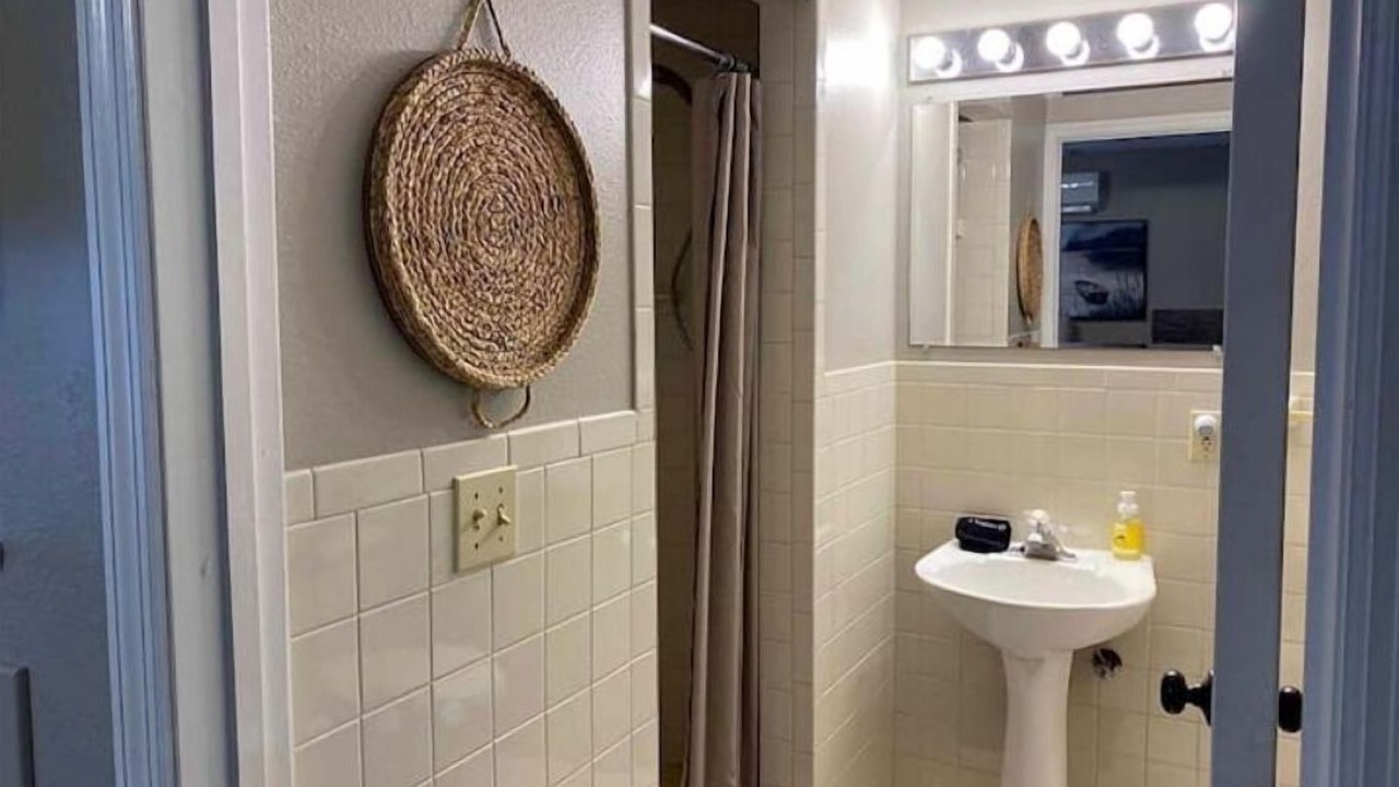 Photo of Bathroom in Crescent City