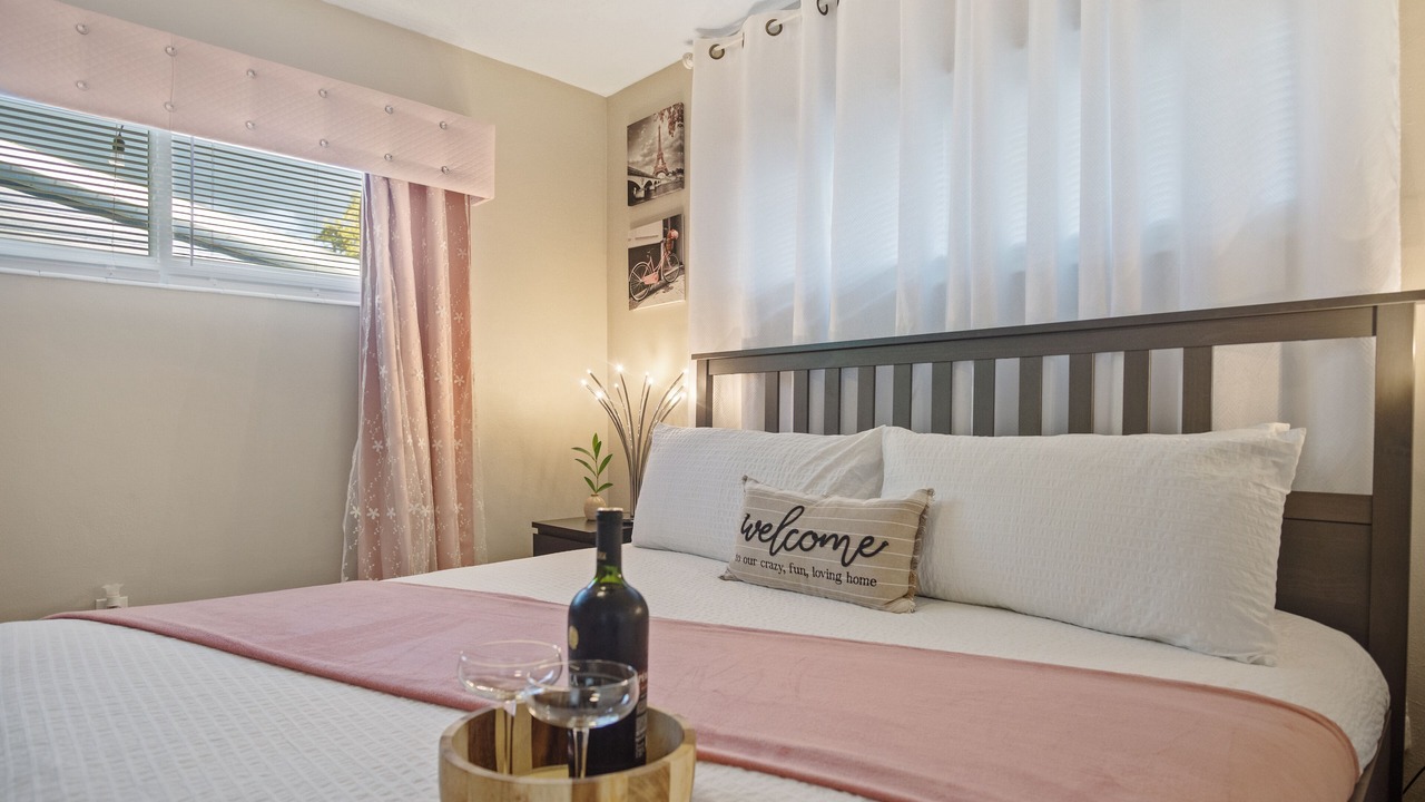 Photo of Bedroom in Lake Magdalene