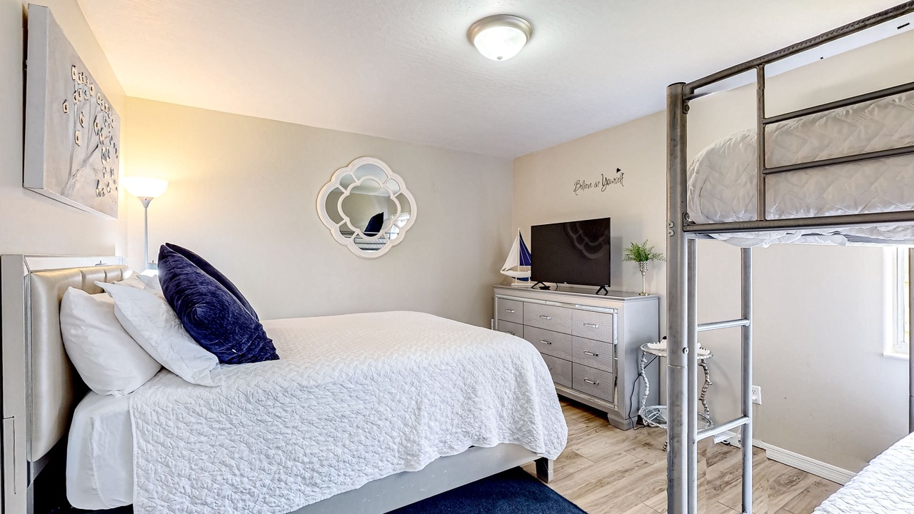 Photo of Bedroom in Sebastian Highlands
