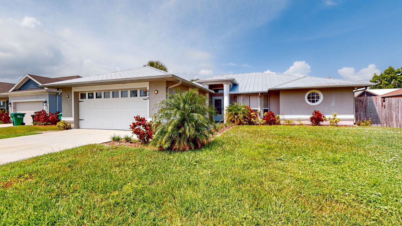 Photo of Outdoor in Sebastian Highlands