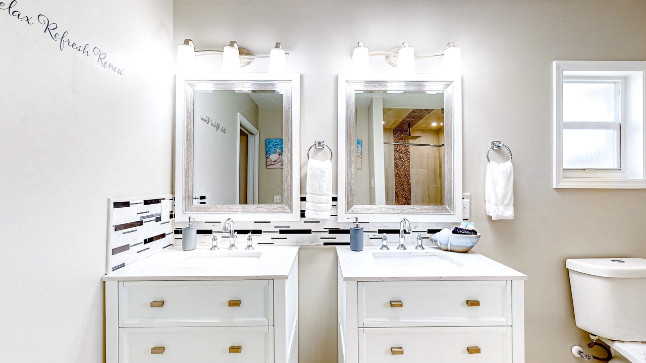 Photo of Bathroom in Sebastian Highlands