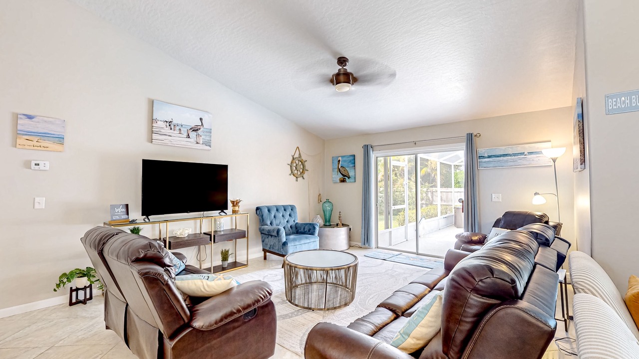 Photo of Livingroom in Sebastian Highlands