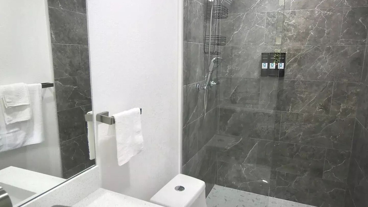 Photo of Bathroom in Flagami