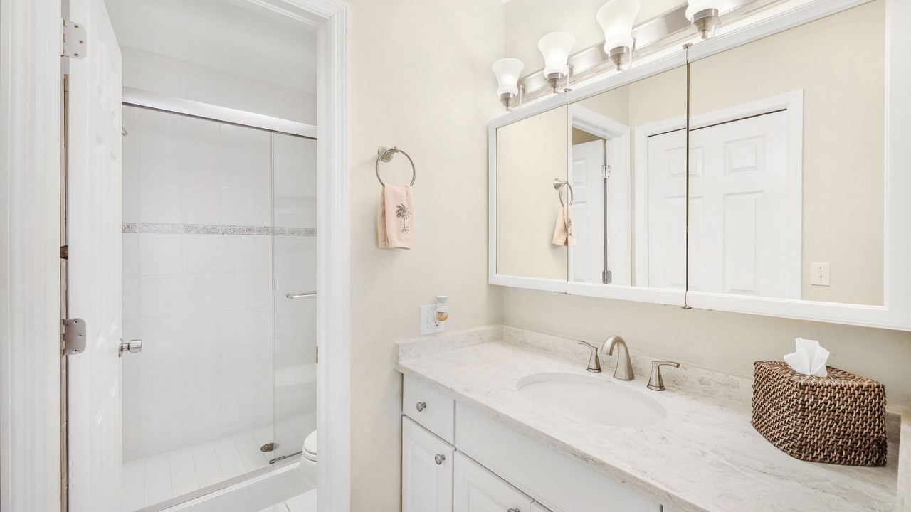 Photo of Bathroom in Hammock Bay