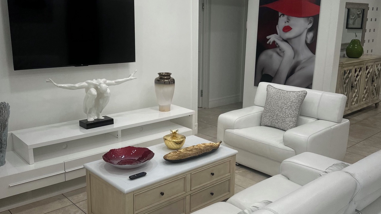 Photo of Livingroom in West Little Havana