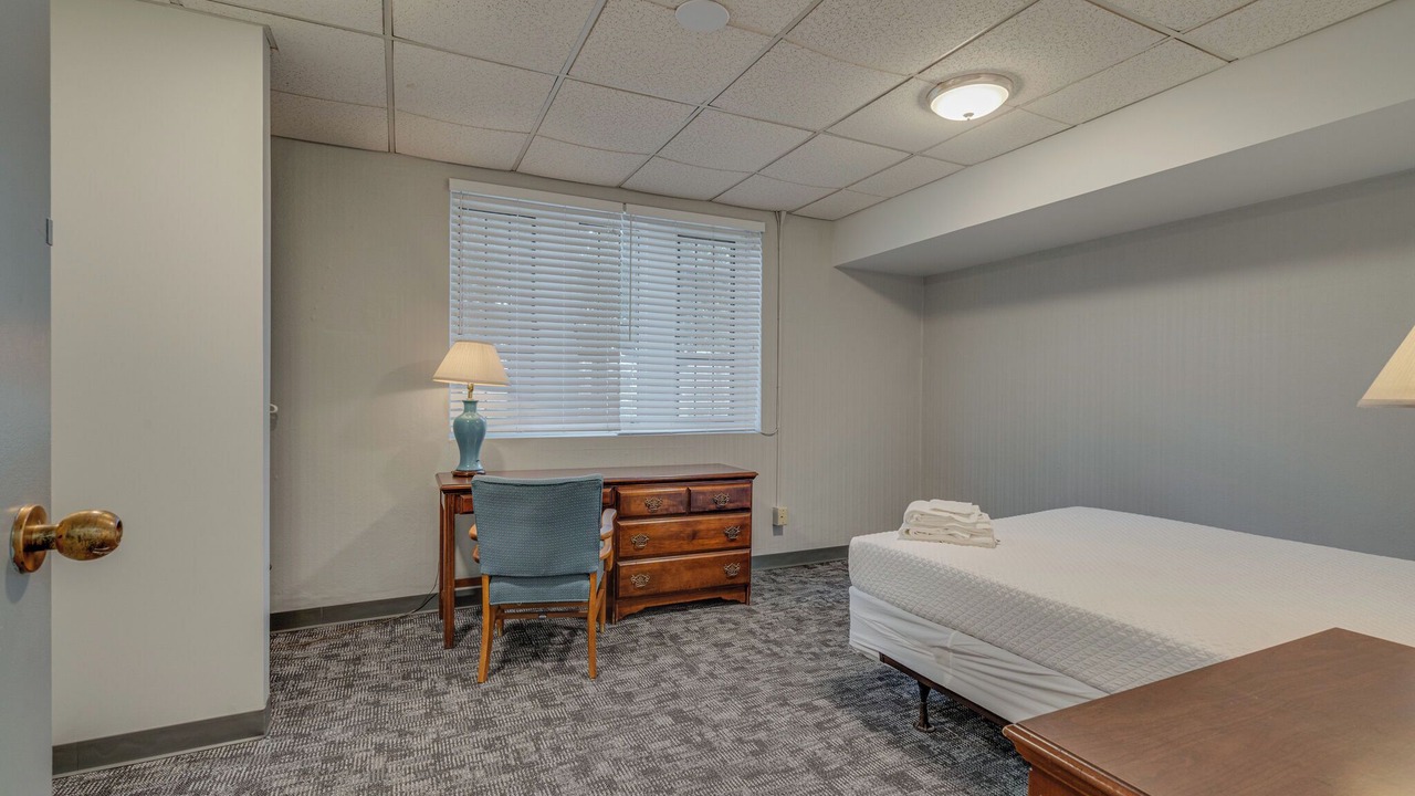 Photo of Bedroom in Music Row