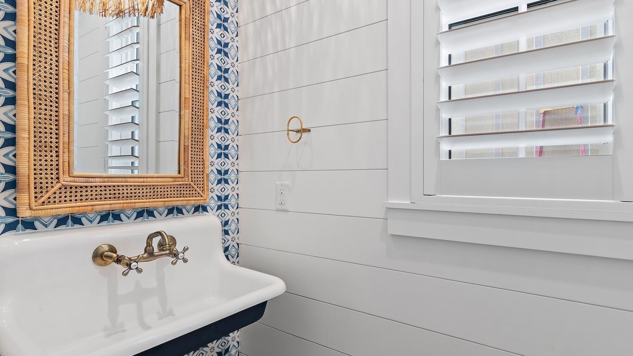 Photo of Bathroom in Lakeside at Blue Mountain Beach