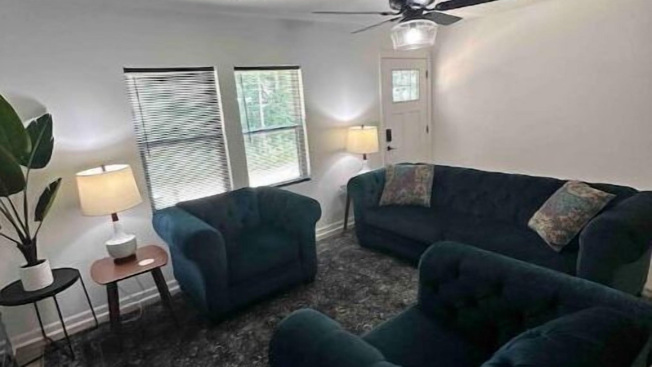 Photo of Livingroom in Cottondale