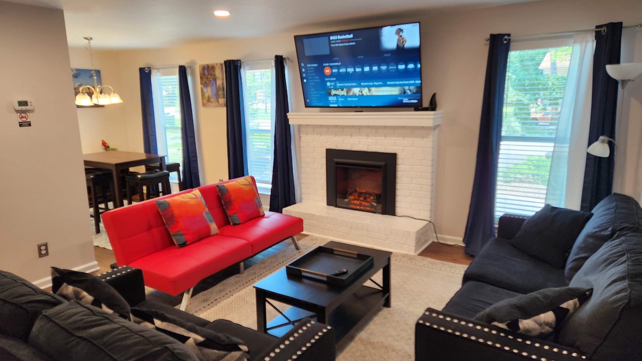 Photo of Livingroom in Tallahassee