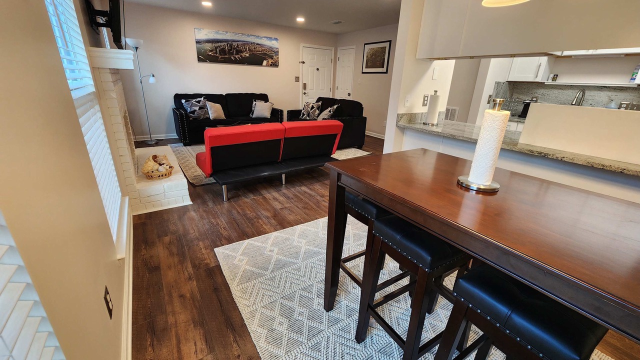 Photo of Livingroom in Tallahassee