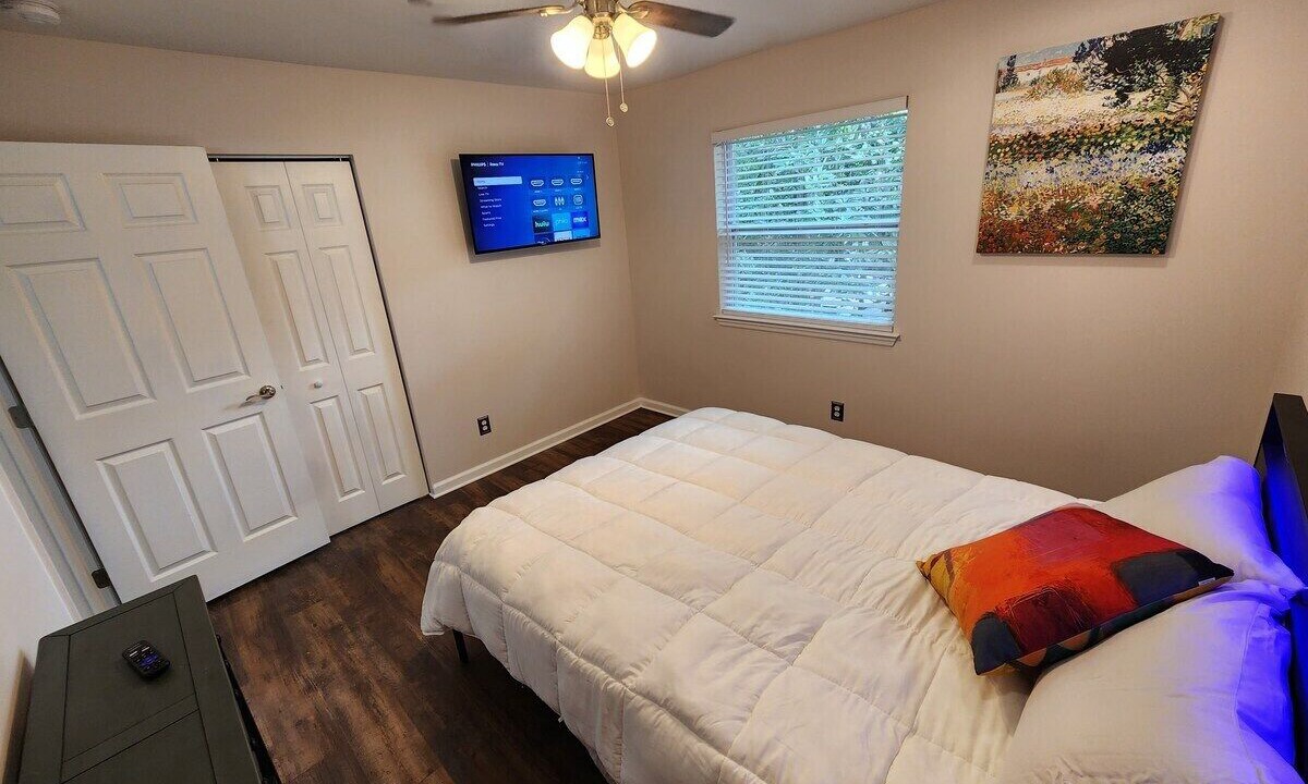 Photo of Bedroom in Tallahassee