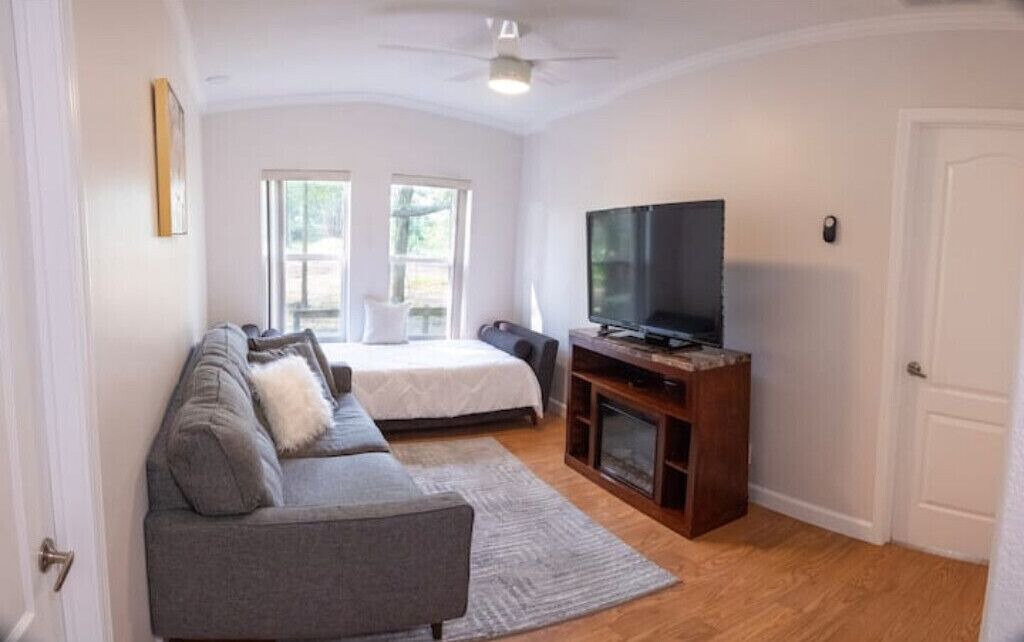 Photo of Bedroom in High Springs