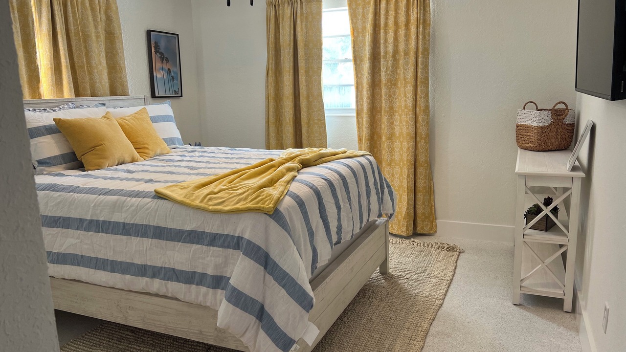 Photo of Bedroom in Seacoast Shores